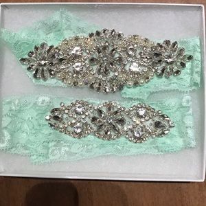 Wedding garters NEVER WORN!